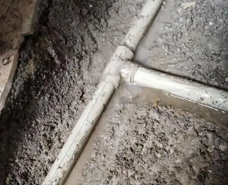 白塔漏水维修电话